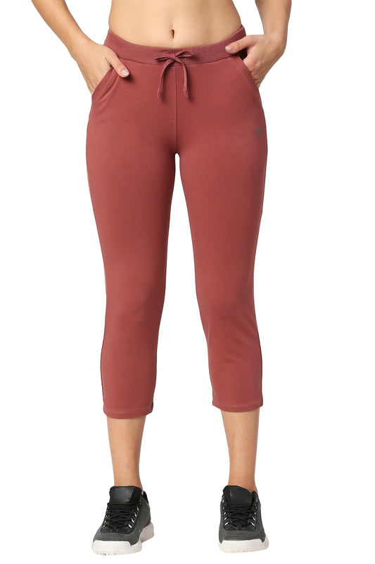 WOMEN'S MID-RISE REGULAR FIT COTTON CAPRI