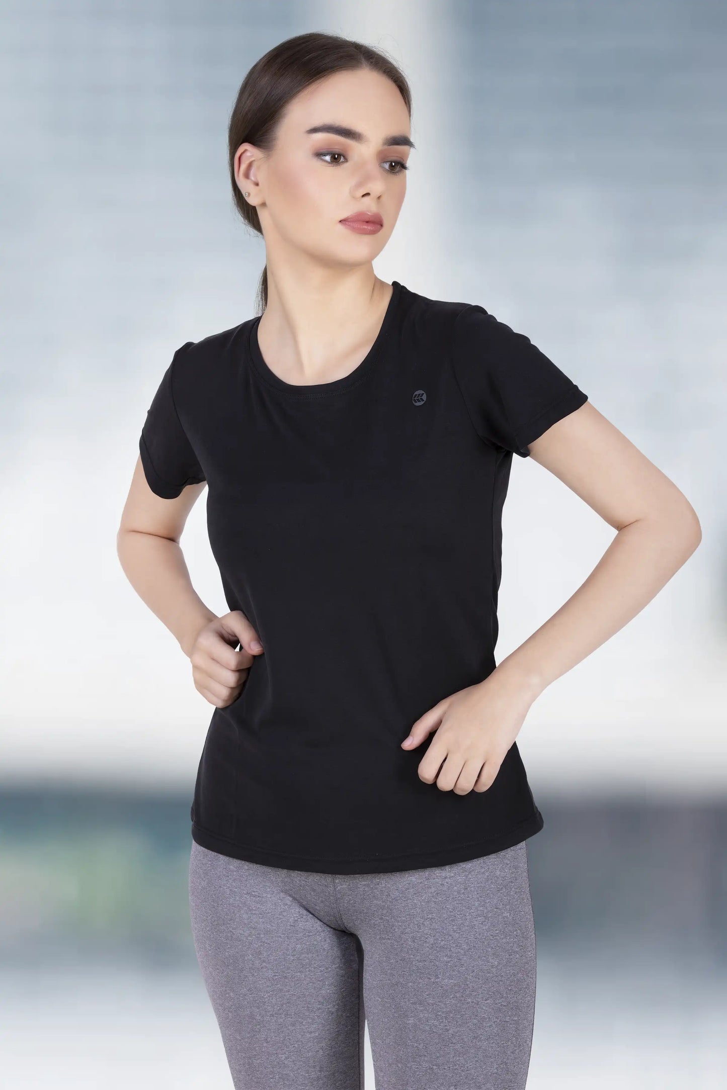 WOMEN'S SOLID MERCERIZED COTTON TEE