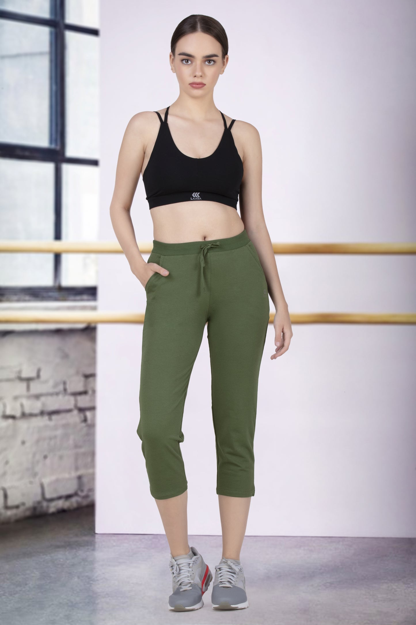 SEAWEED GREEN