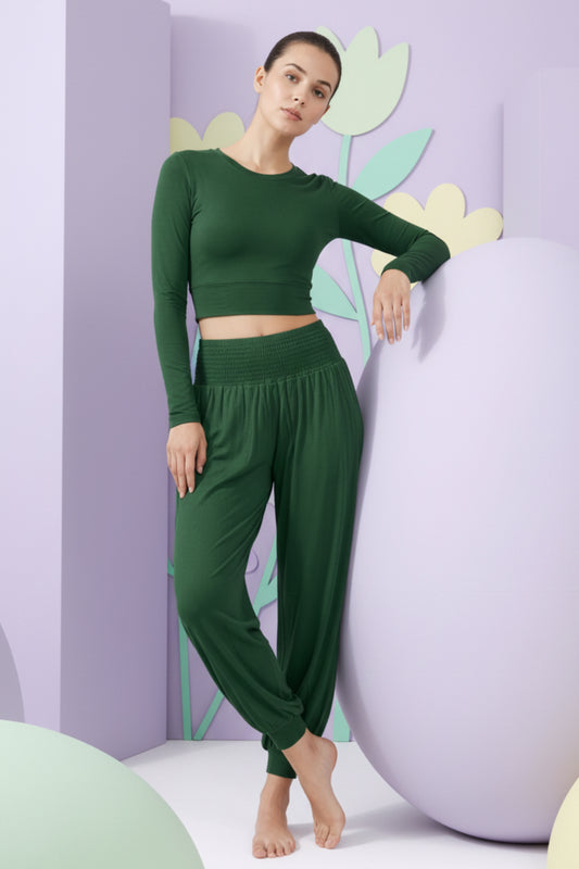 M GREEN
