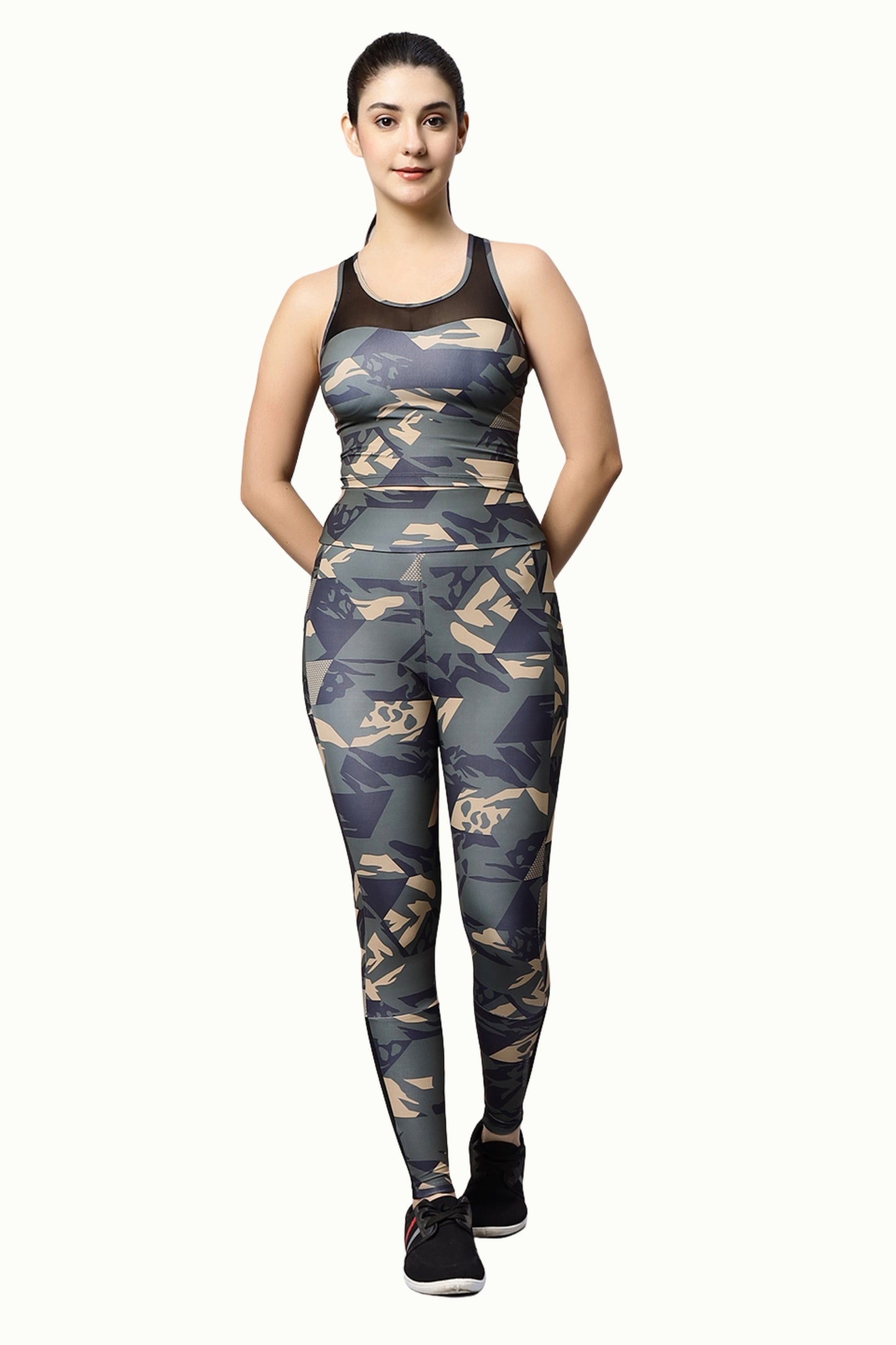 CAMO GREEN