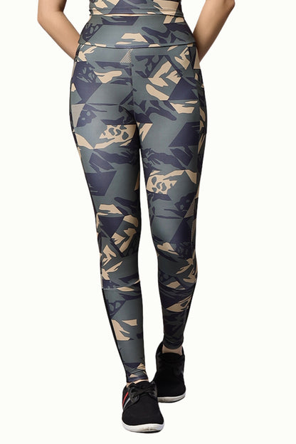 CAMO GREEN