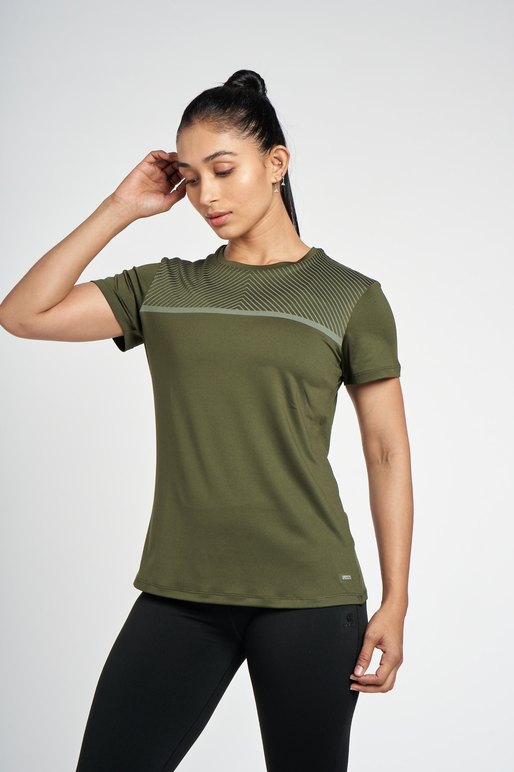 LEAF GREEN