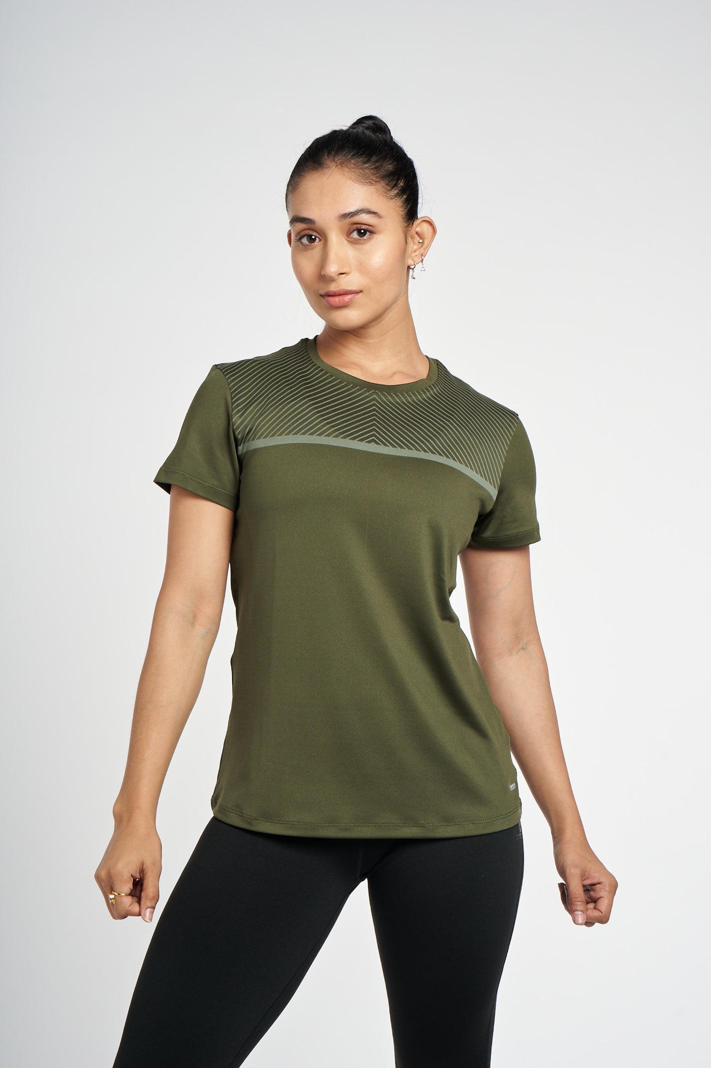 LEAF GREEN