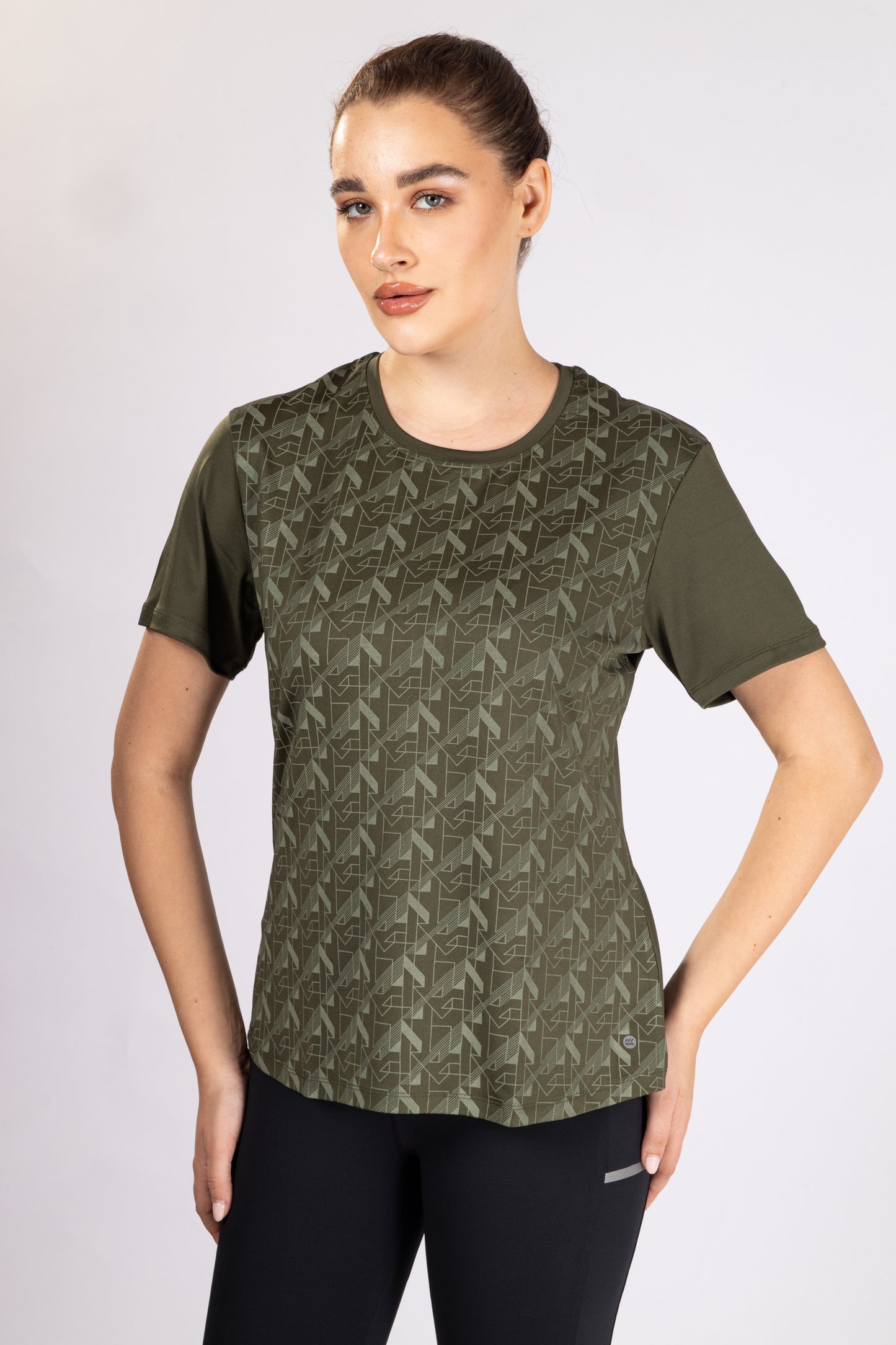 LEAF GREEN