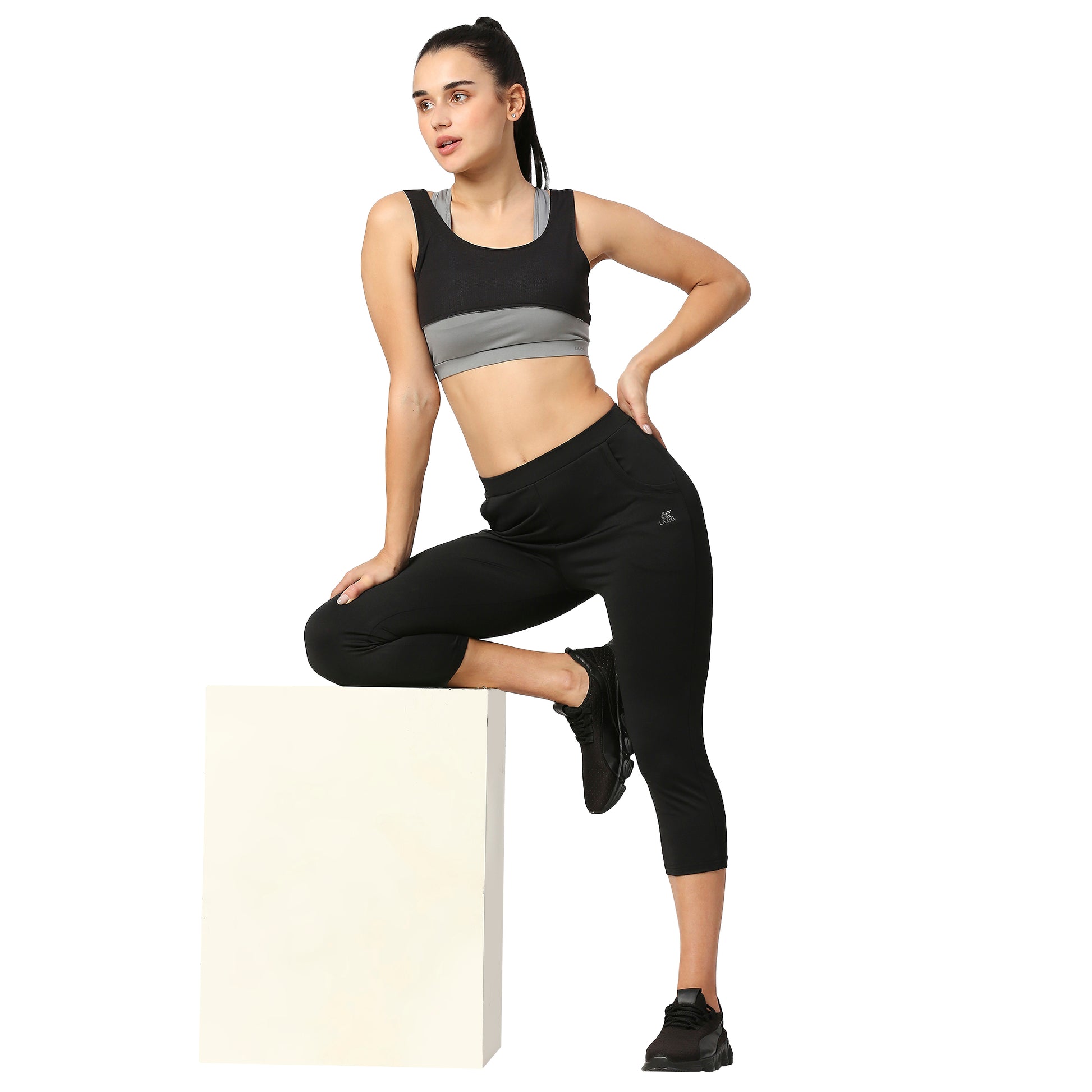 Plain Sportive Stretch Capri – VIGA Sportswear