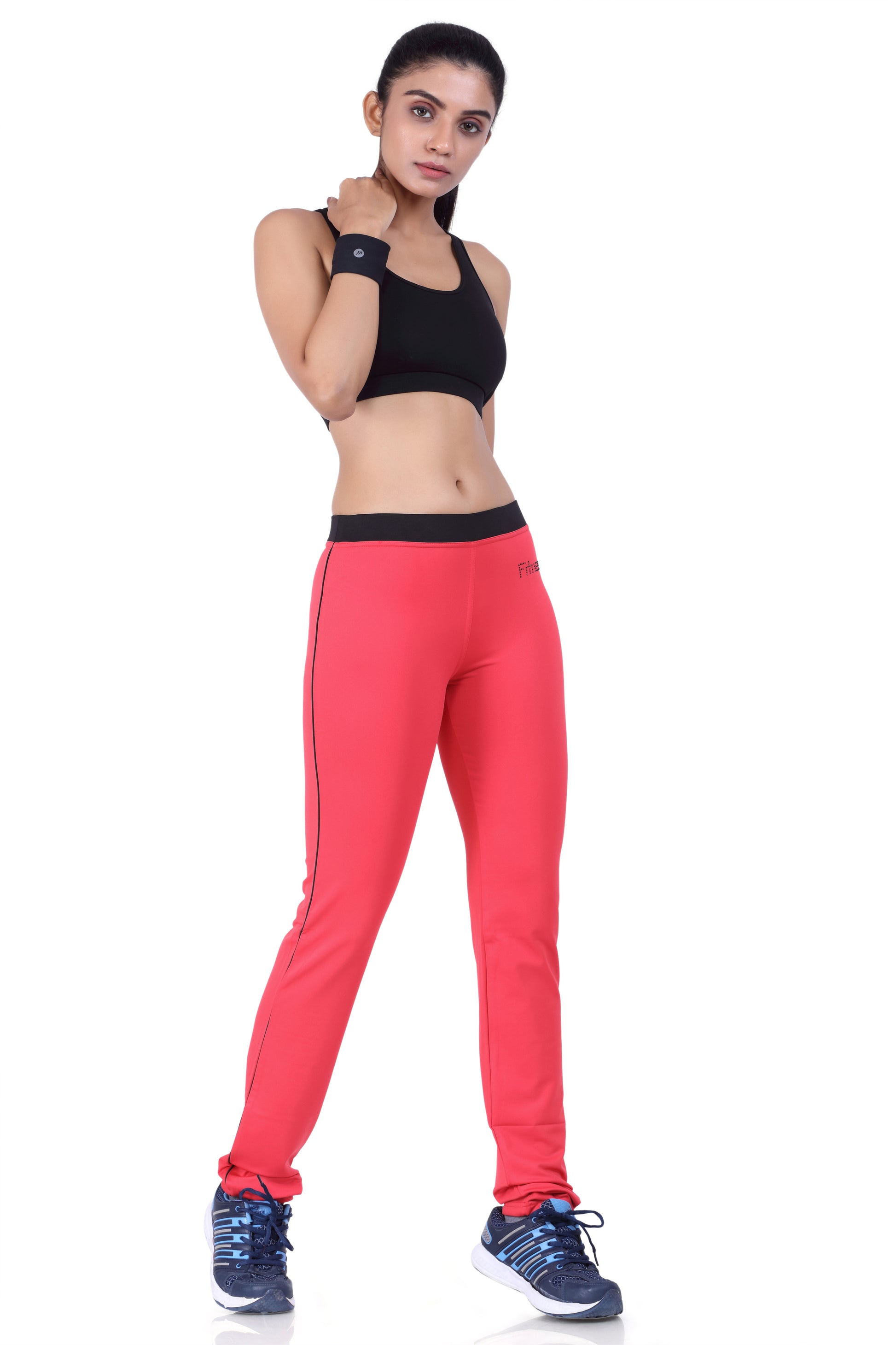 Laasa Sports Bottom Wear Dri-FIT Women's Mid-Rise Regular Fit Gym & Fitness  Narrow Pant at Rs 995/piece in Mumbai